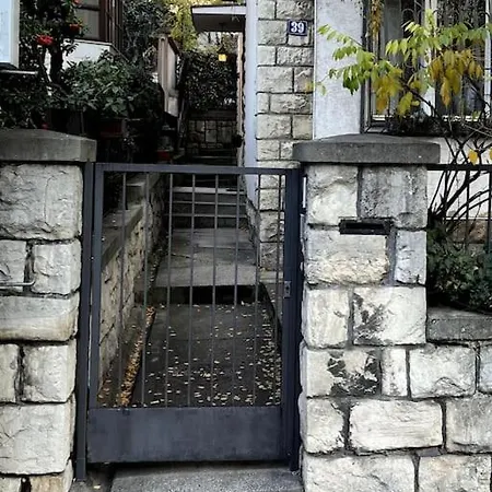 Apartment Neimar House *
